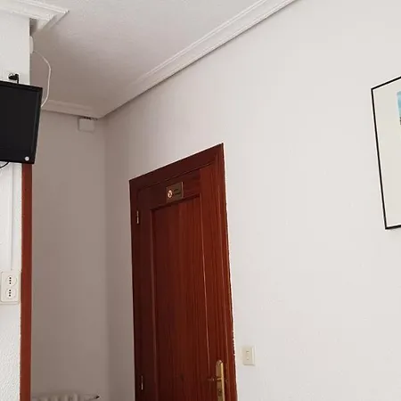 Pension Salamanca 2*