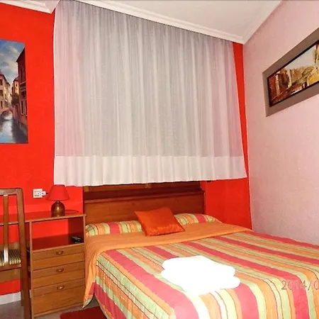 Pension Salamanca 2*