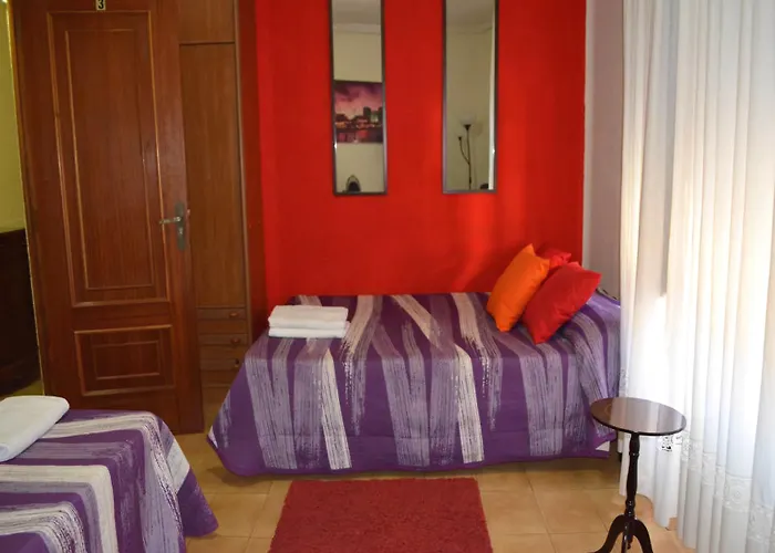 Pension Salamanca 2* סלאמנקה