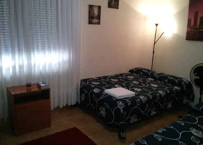 בית הארחה Pension Salamanca 2*