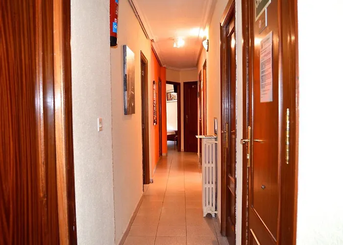 Pension Salamanca 2* סלאמנקה